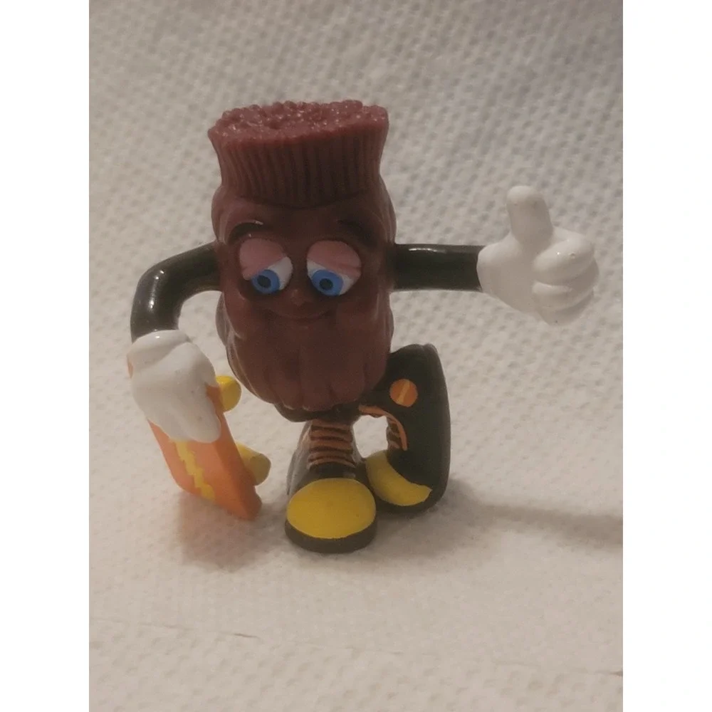 California Raisin Young Raisin Buster W/Skateboard 2